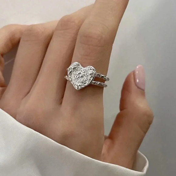 925 Sterling Silver Heart Ring Textured Foil Stackable Silver Heart Ring - Picture 1 of 7